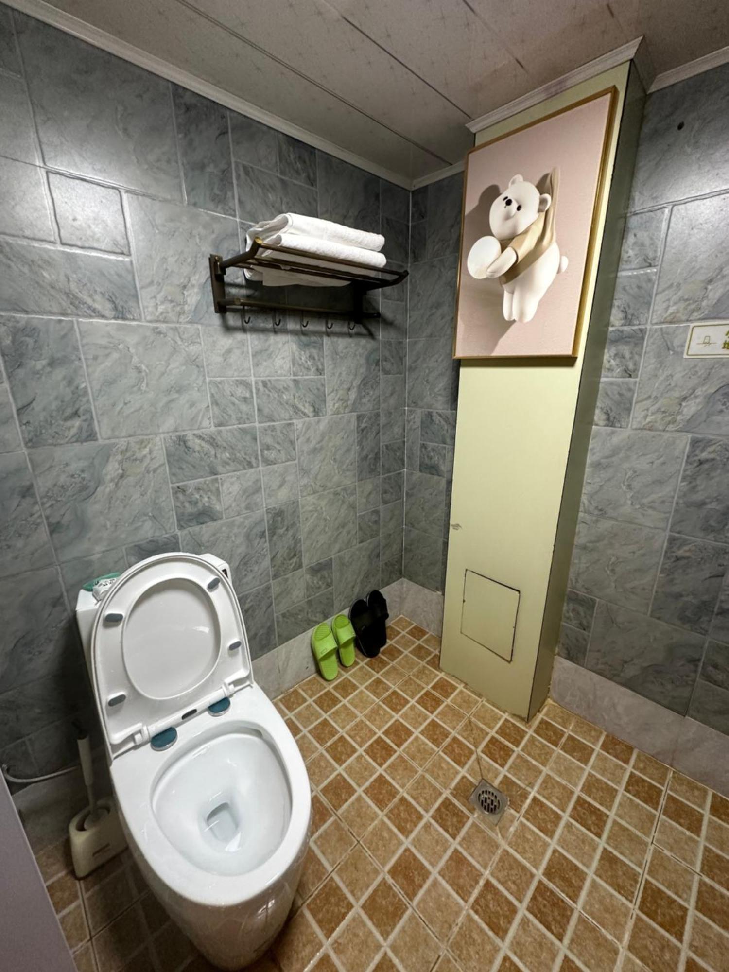 שנגרי - לה Yi'S Hostel מראה חיצוני תמונה